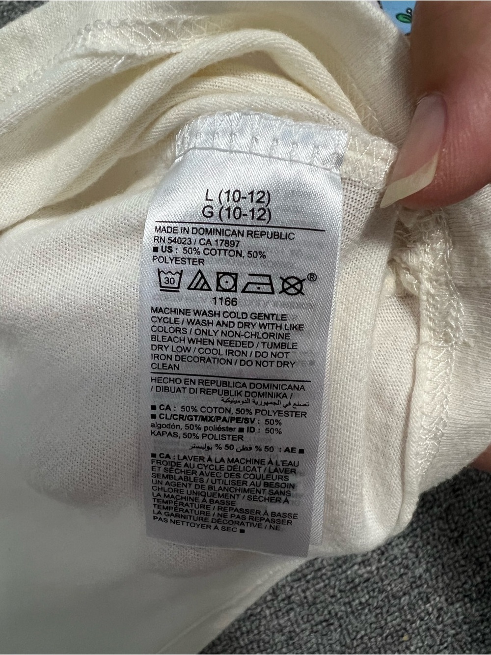 Old Navy Girl’s Tees Bundle 10-12T - Picture 5 of 11